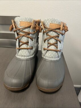 Sperry Gray Felt & Brown Trim Duck Boots